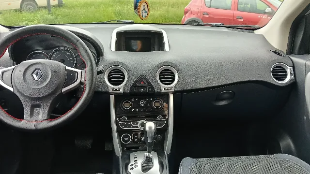 Vând Renault Koleos an 2012 – fotografia 5 din 8