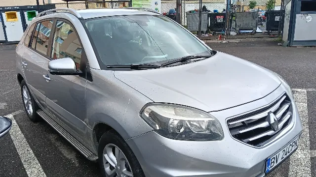 Renault Koleos an 2012 – fotografia 4 din 8