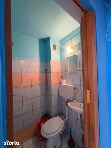 Vând garsonieră – fotografia 4 din 4