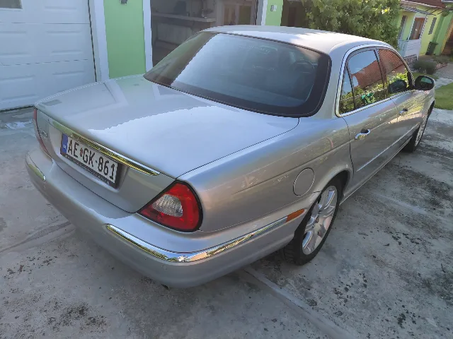 Jaguar XJ6 Sport – fotografia 2 din 8