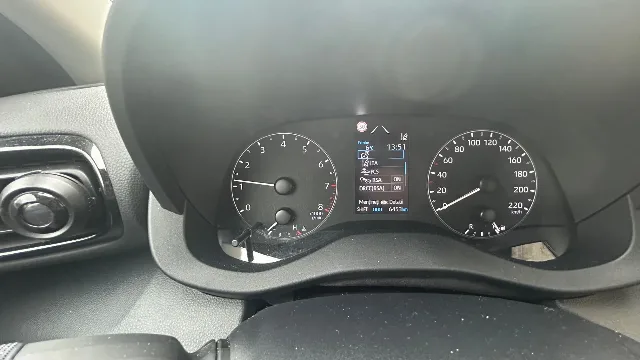Toyota Yaris 2025 – fotografia 8 din 8