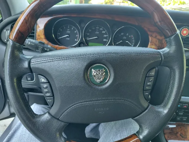 Jaguar XJ6 Sport – fotografia 4 din 8