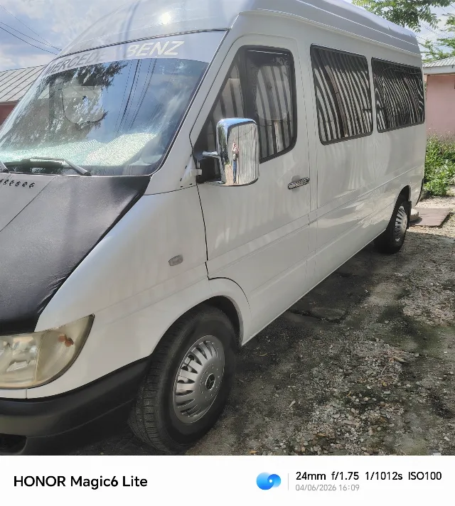 Vând Mercedes sprinter 8+1 – fotografia 3 din 4