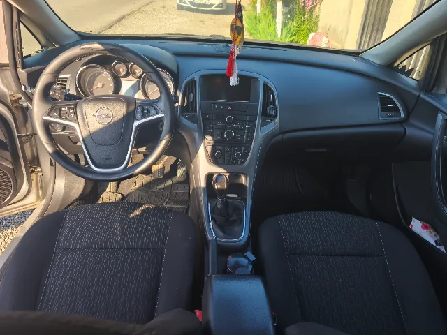 De vânzare Opel Astra J – fotografia 6 din 6
