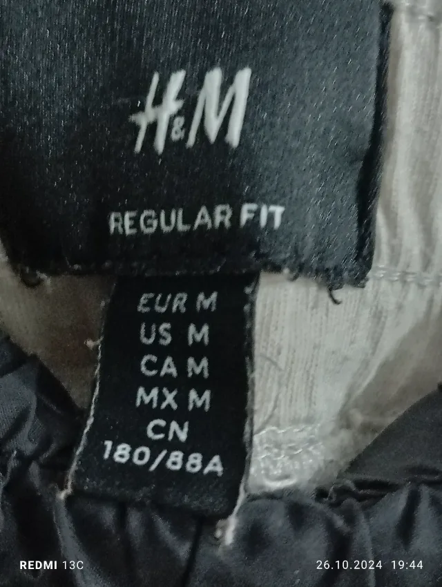 Pantalonii H&M sport, grosi, alb & negru – fotografia 2 din 8