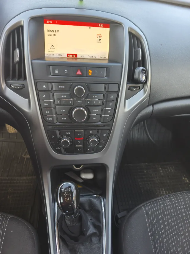 De vânzare Opel Astra J – fotografia 4 din 6