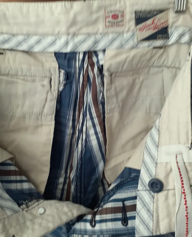 Pantaloni scurti Jack & Jones Style Treasure Shorts: frumosi, noi fara eticheta – fotografia 5 din 7