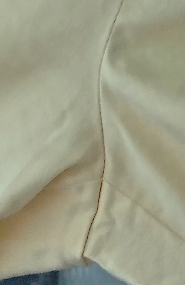 Pantalonii Stefanel lungi, galbeni (de culoarea galbenusului de ou): noi, fara eticheta – fotografia 6 din 8