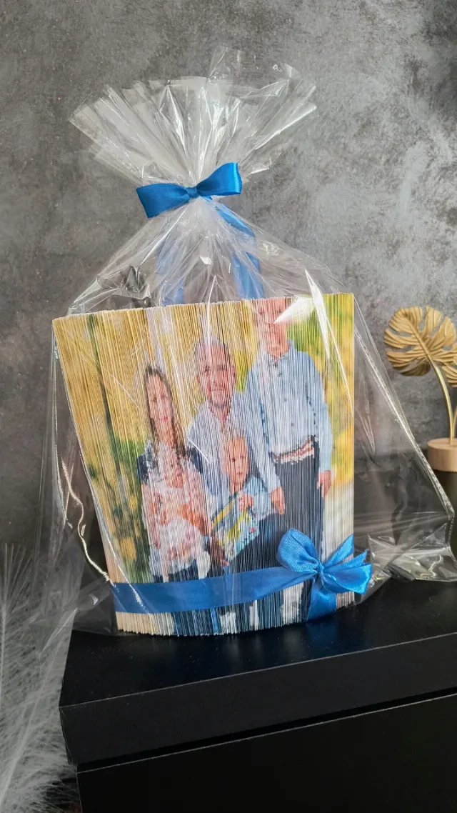 💫Cărți cu poze personalizate pe muchie de carte.💫 – fotografia 8 din 8
