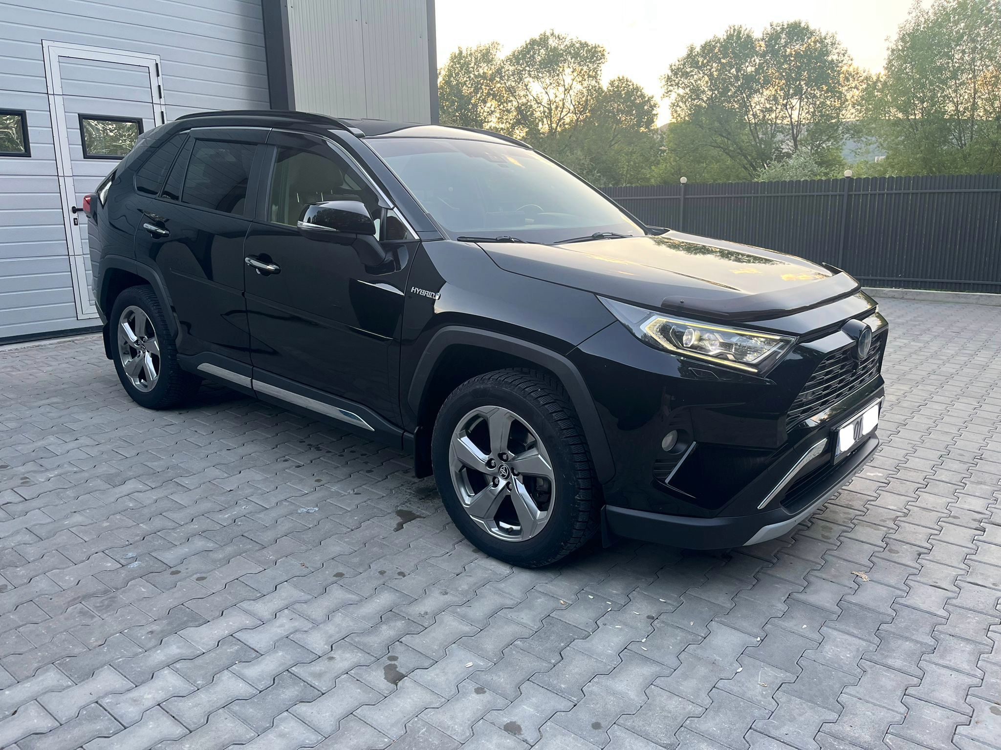 Toyota Rav 4 hibrid – fotografia 1 din 8