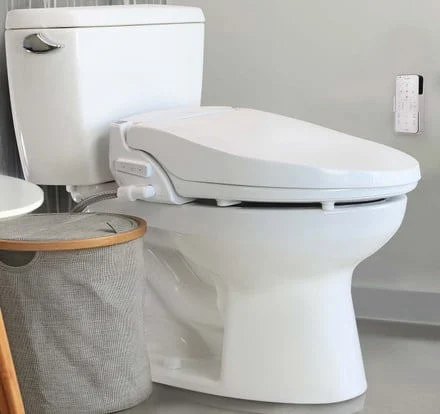 Capac de wc inteligent cu funcție de bideu – fotografia 3 din 4