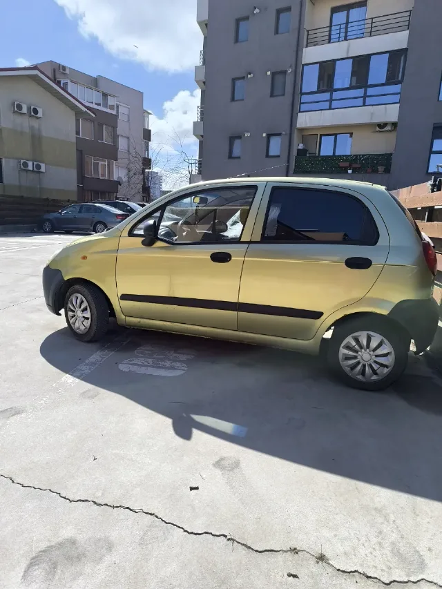 auto Chevrolet spark – fotografia 2 din 2