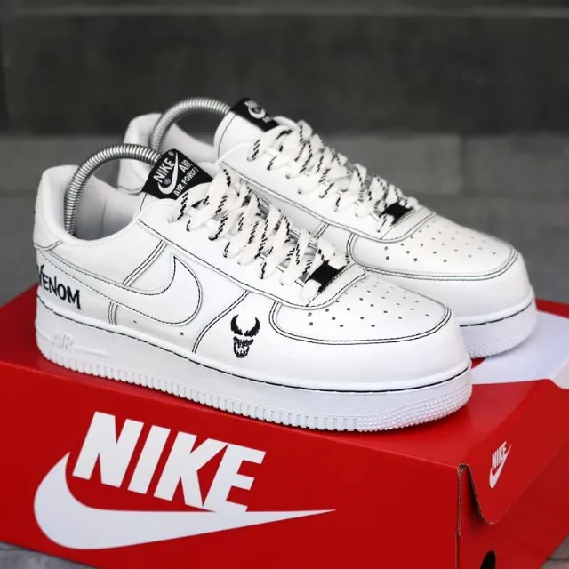 NIKE AF1 LOW WMNS WHITE/BLACK – fotografia 4 din 6