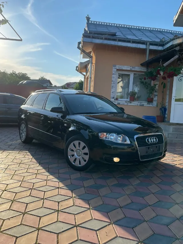 AUDI A 4 inport ITALIA – fotografia 4 din 6