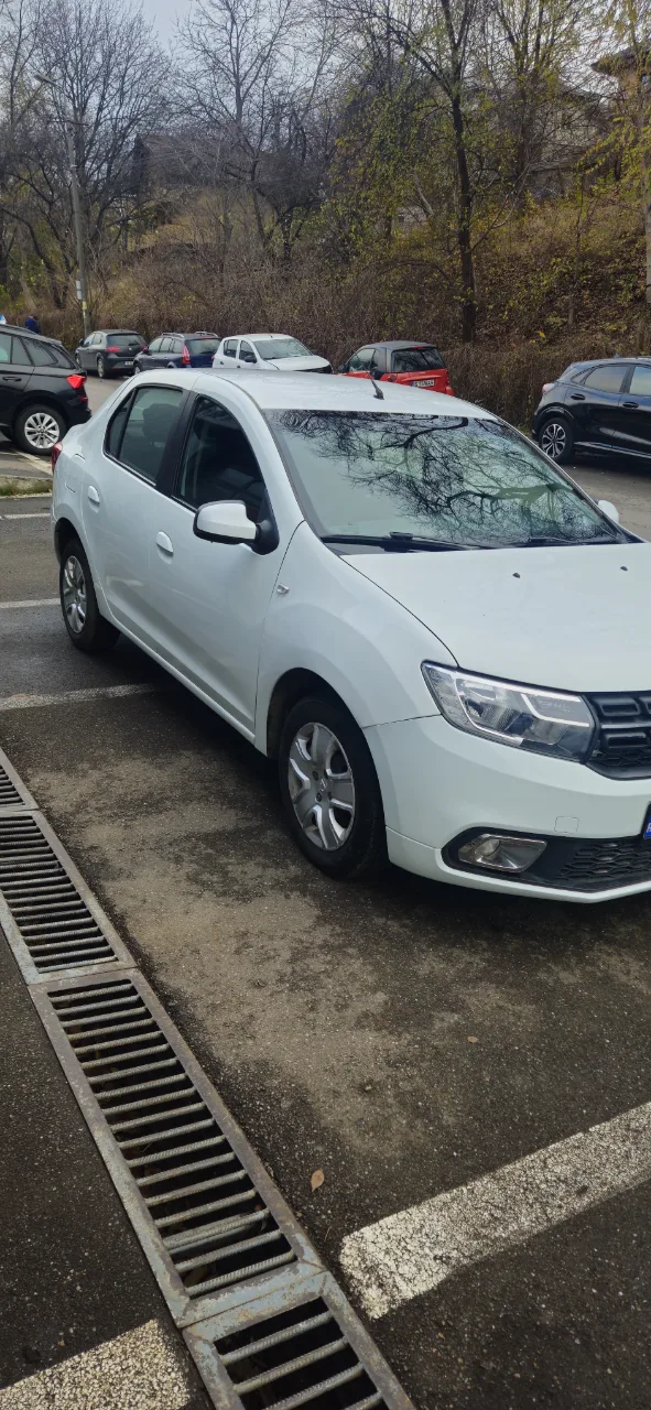 Dacia logan fabricata 2017 – fotografia 2 din 3