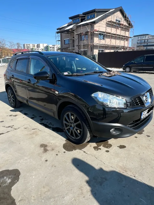 Nissan Qashqai+2 – fotografia 5 din 8