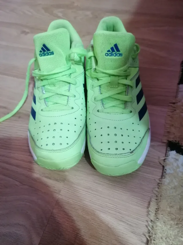 adidași adidas court Stabil jr în stare bună preț negociabil nr 38 – fotografia 2 din 6