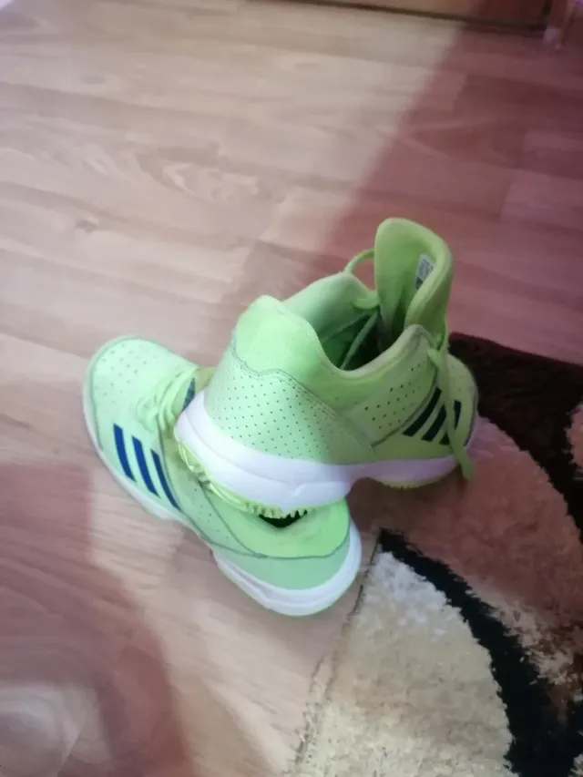 adidași adidas court Stabil jr în stare bună preț negociabil nr 38 – fotografia 3 din 6