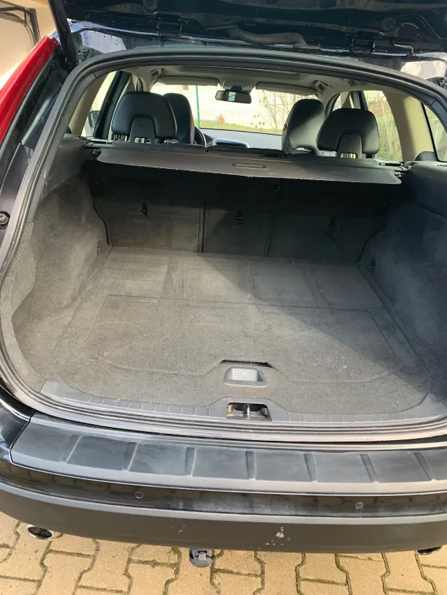 Vând Volvo XC 60 negru , piele, automată, 4x4 – fotografia 6 din 8