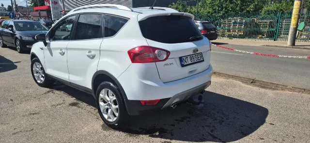 FORD KUGA 2×45750 – fotografia 4 din 7