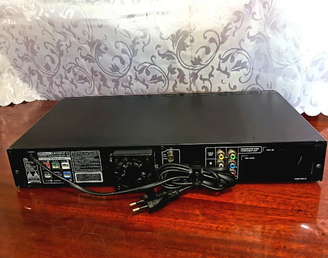 DVD CD cu TUNER FM SAMSUNG – fotografia 2 din 3