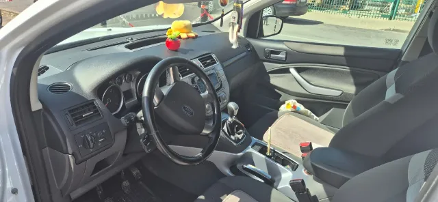 FORD KUGA 2×45750 – fotografia 7 din 7