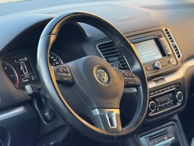 Vw Sharan 2.0tdi 140cp ideal pt familie 7 locuri nu bate nimic pe ea este cumpărată de la persoana privată și nu necesita investiții ..Detali la tel 0 – fotografia 3 din 7