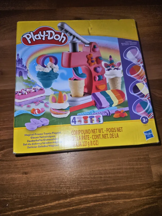 Set Plastilină Play-Doh Mașina de Înghețată Magică / Frozen Treats (Nou) – Deva, Hunedoara