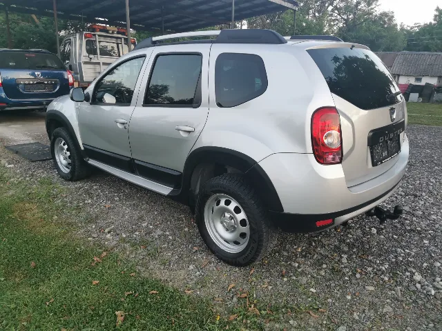 dacia duster 1,5 dci – fotografia 3 din 8