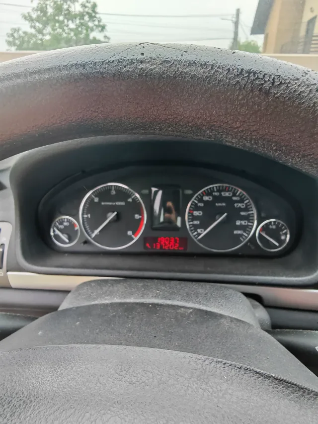 Peugeot 407 HDI – fotografia 5 din 5
