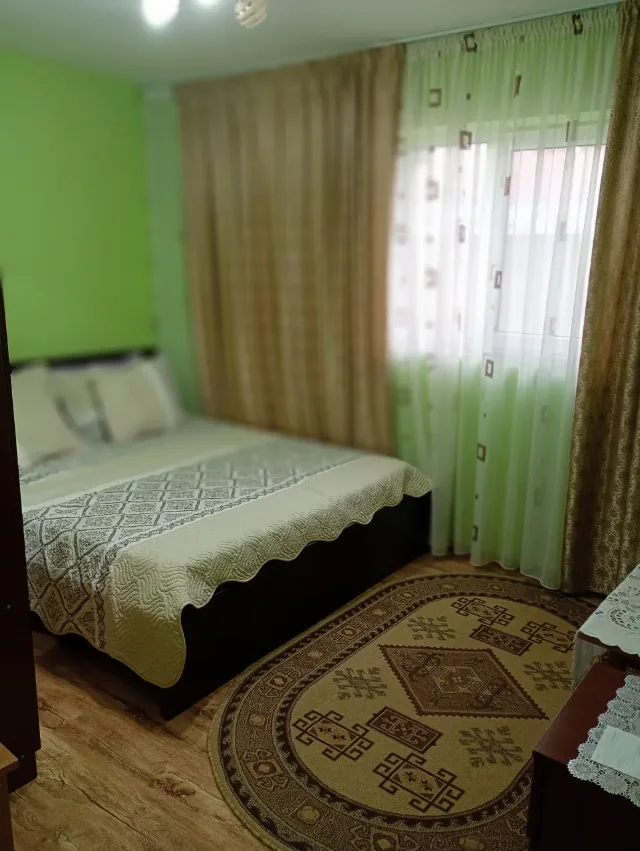 Casă și grădină – fotografia 5 din 8