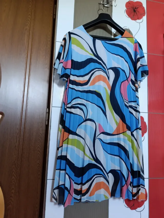 Rochie vara,XXL,noua,măsură bust 57x2, plisata, căptușită,vâscoză+elastan – Rastoaca, Vrancea