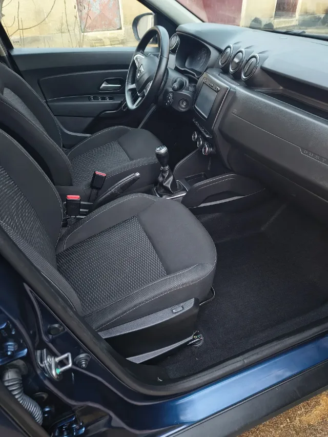 Dacia Duster 1,5dci 109 cp – fotografia 2 din 8