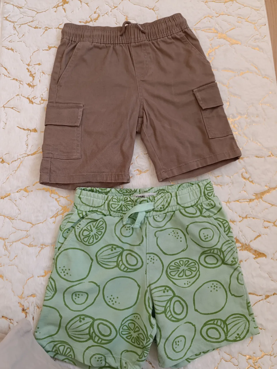Pantaloni scurți,băieți,6ani – Rastoaca, Vrancea