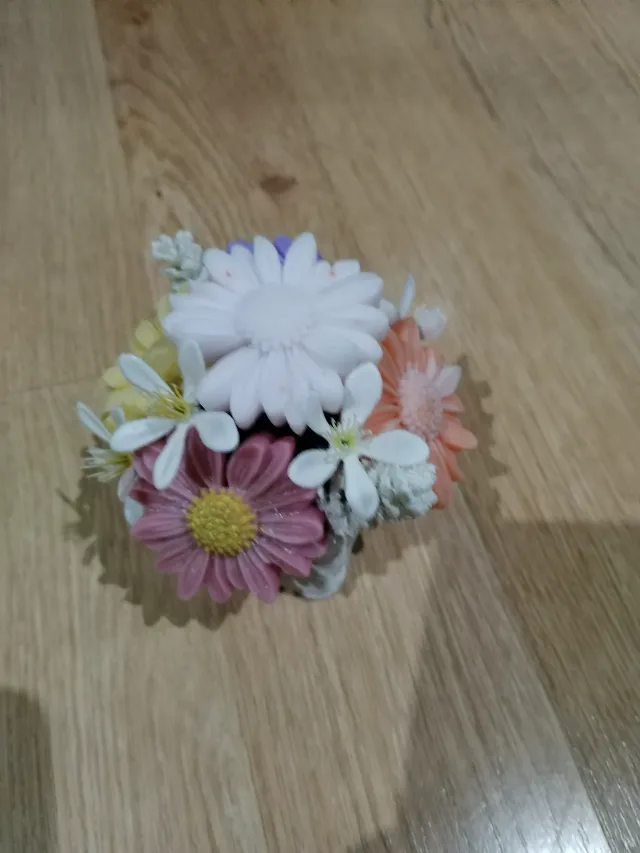 Vând aranjament floral parfumat din baza de săpun natural – fotografia 3 din 4
