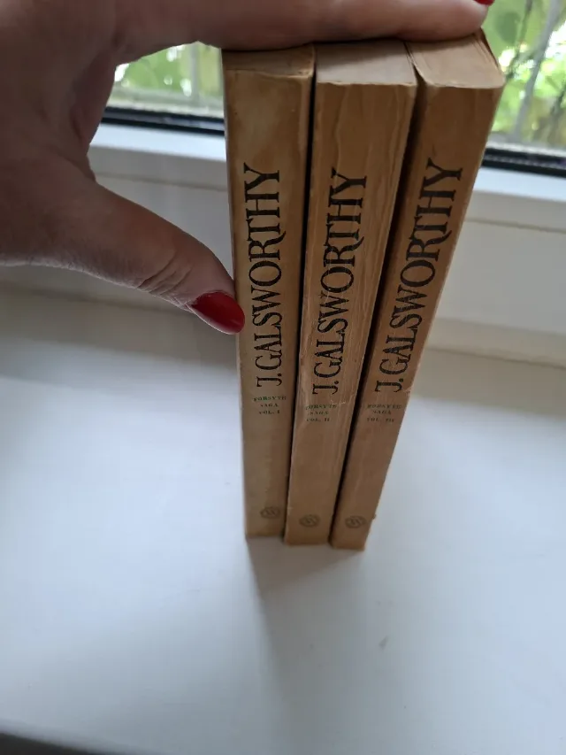 Forsyte Saga-John Galsworthy (Ed. 1969), Set 3 volume de colecție
Vând setul complet – fotografia 3 din 6