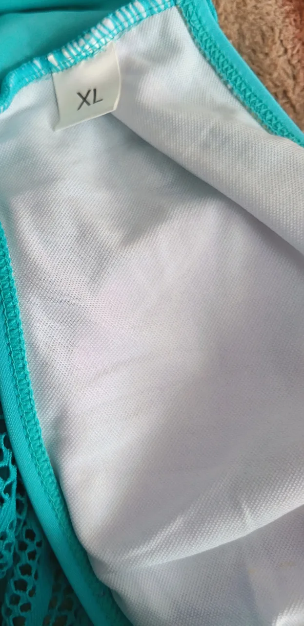 Vand costum de baie – fotografia 4 din 4
