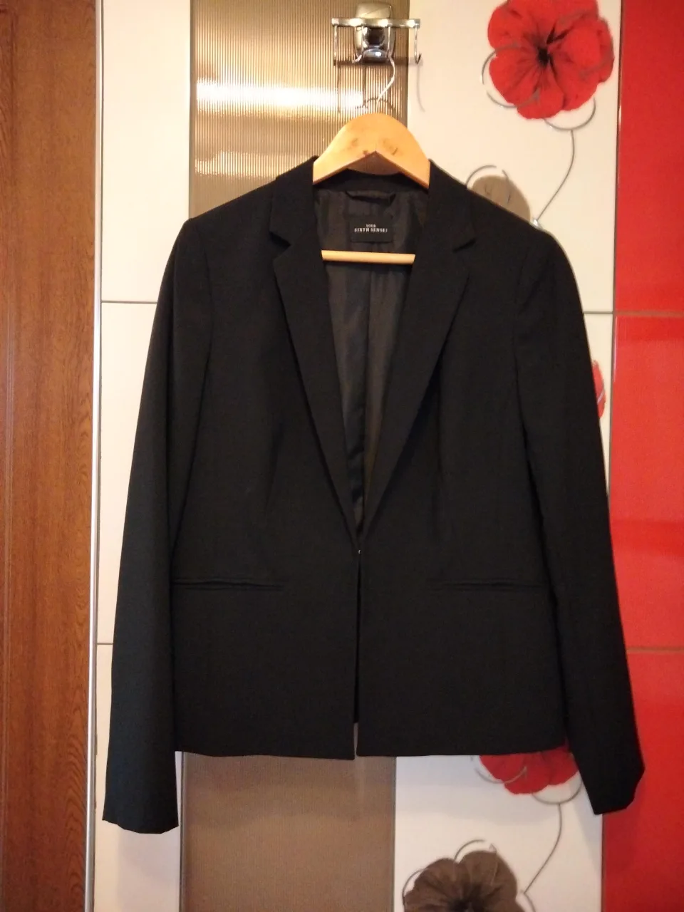 Costum dama, mărimea 40-42 – fotografia 1 din 4