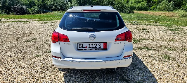 Opel AstraJ 2015 1.6Cdti,110Cp  Impecabil – fotografia 2 din 8