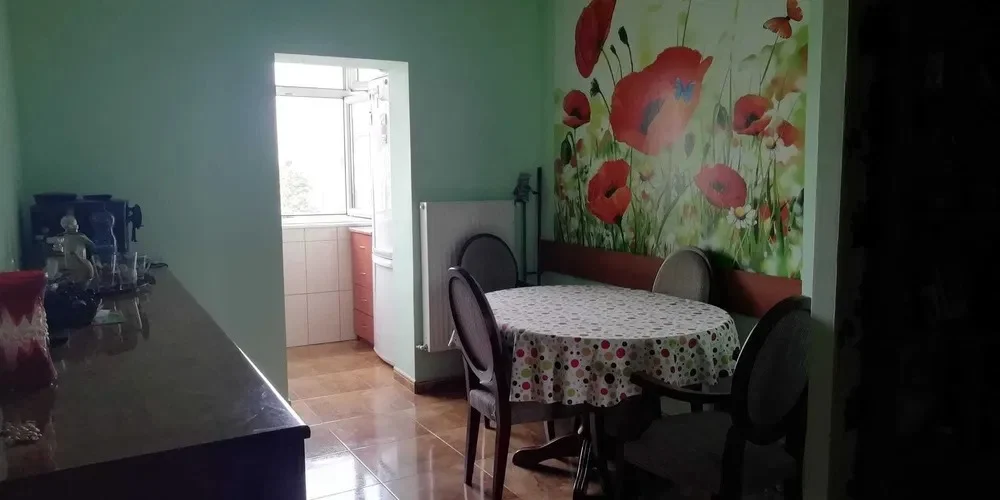 Proprietar închiriez apartament cu două camere – fotografia 1 din 4