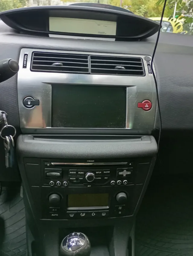 Vand Citroen C4 – fotografia 3 din 4