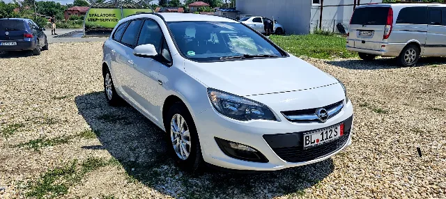 Opel AstraJ 2015 1.6Cdti,110Cp  Impecabil – fotografia 4 din 8
