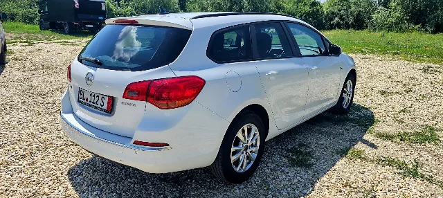 Opel AstraJ 2015 1.6Cdti,110Cp  Impecabil – fotografia 8 din 8