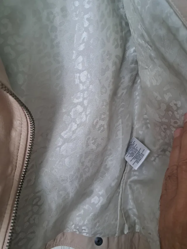 Geaca din piele foarte moale  de calitate – fotografia 6 din 7