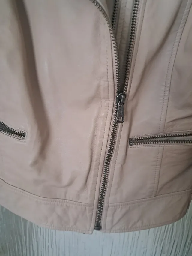 Geaca din piele foarte moale  de calitate – fotografia 4 din 7