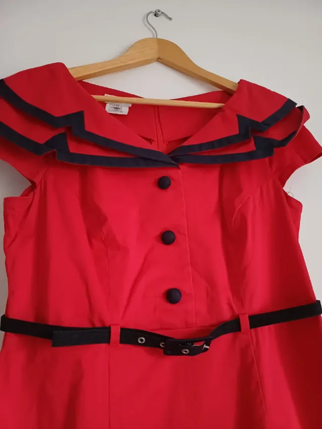 Rochie superbă în stil retro, de un roșu vibrant, brand madame – fotografia 7 din 8