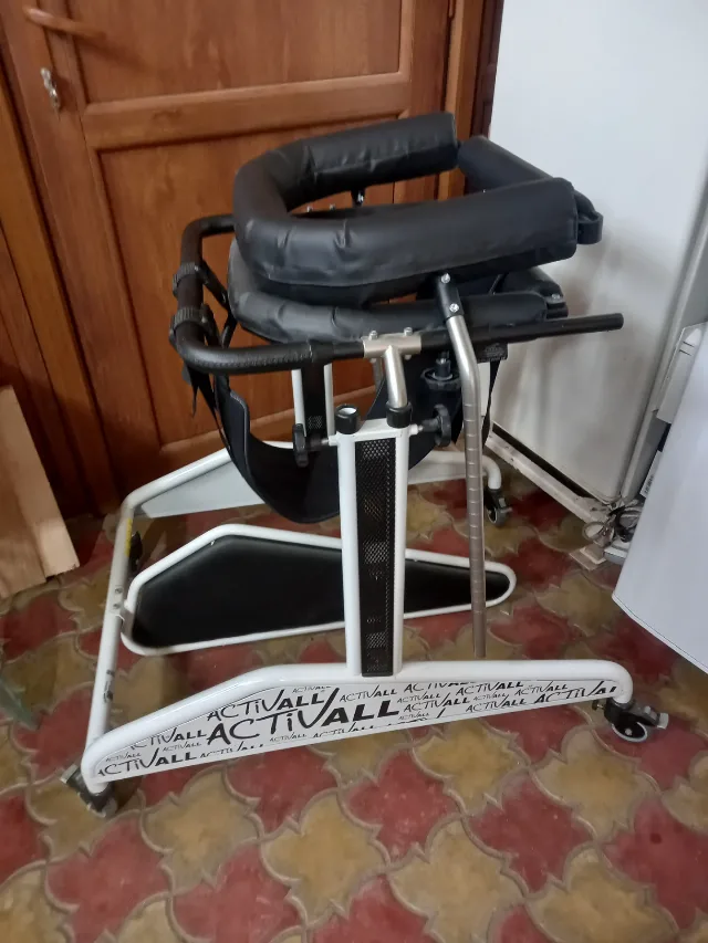 De vinzare premergator adulti. – fotografia 2 din 2
