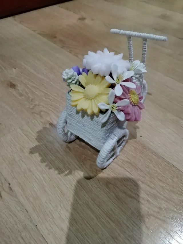 aranjament floral parfumat din baza de săpun natural – fotografia 4 din 4