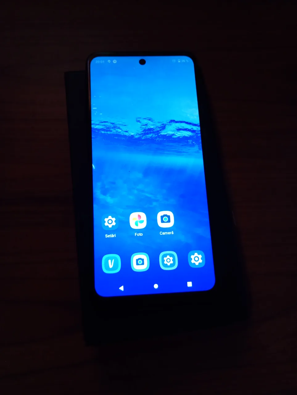 telefon Motorola gg 22 dual SIM – fotografia 1 din 3