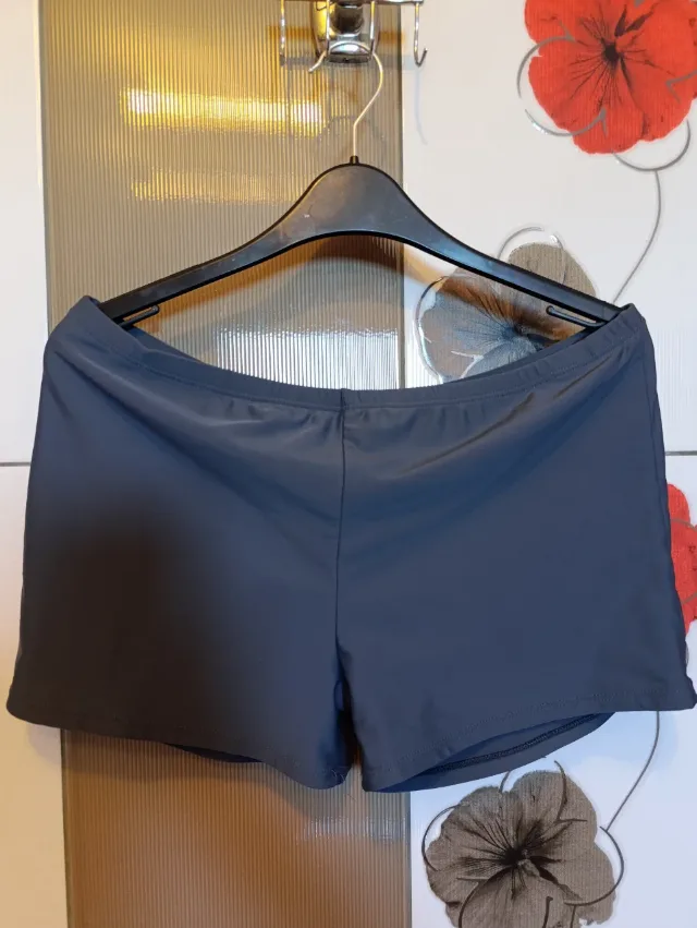 Costume de baie din 2 bucăți(rochie + pantaloni scurți),măr.46(maxim 74kg),pentru doamne aflate la a doua tinerețe🥰🥰 – fotografia 2 din 8